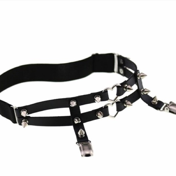 Double Belt Leg Chain with Spike Heart High Quality Elastic Garter - Picture 6 of 7